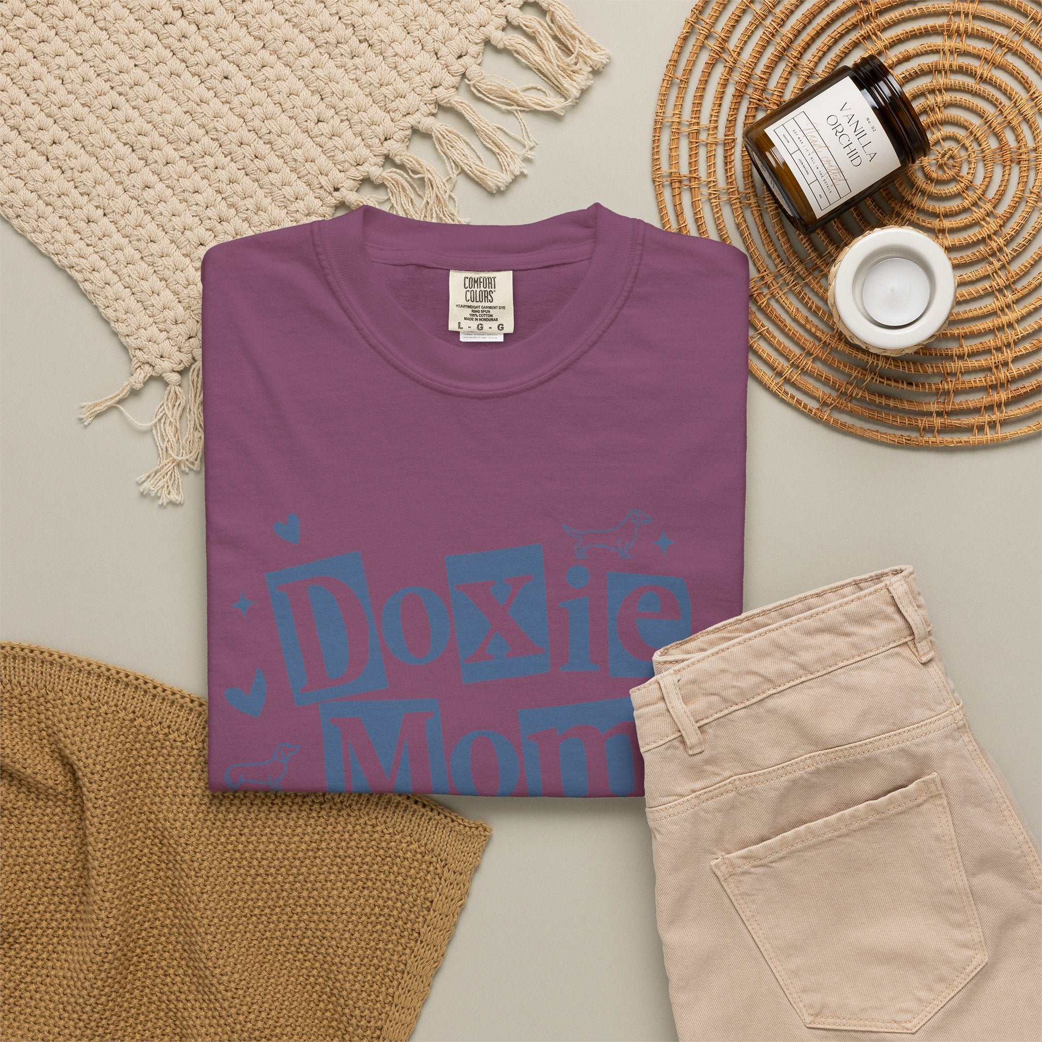 Doxie Mom T-Shirt — Cute Dachshund Dog Mom Tee