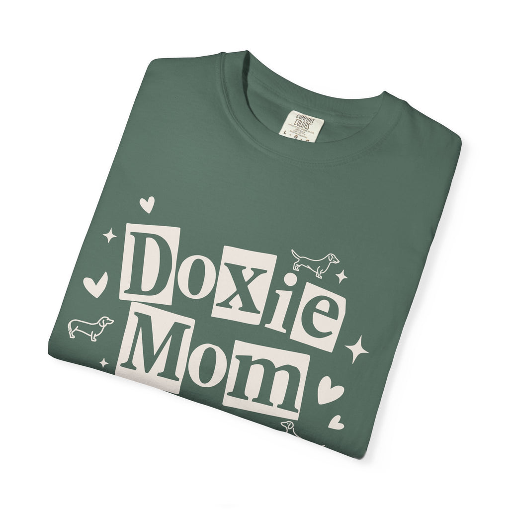 Doxie Mom T-Shirt — Cute Dachshund Dog Mom Tee