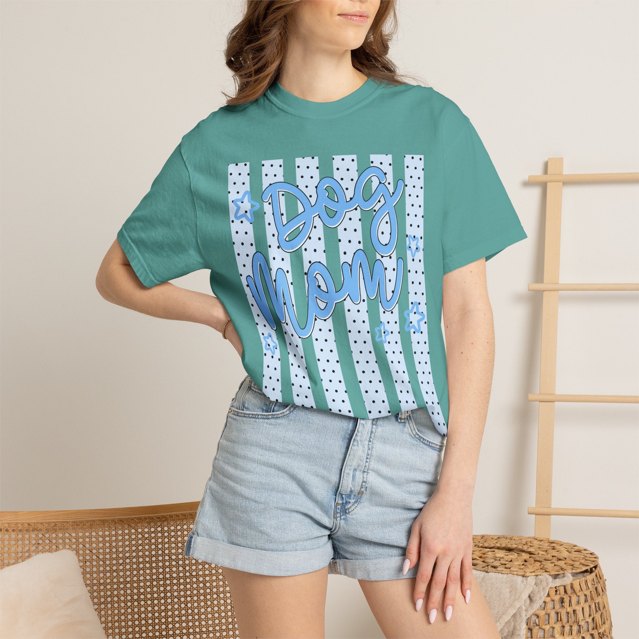 Dog Mom T-Shirt – Blue Stars & Stripes Pet Mom Tee