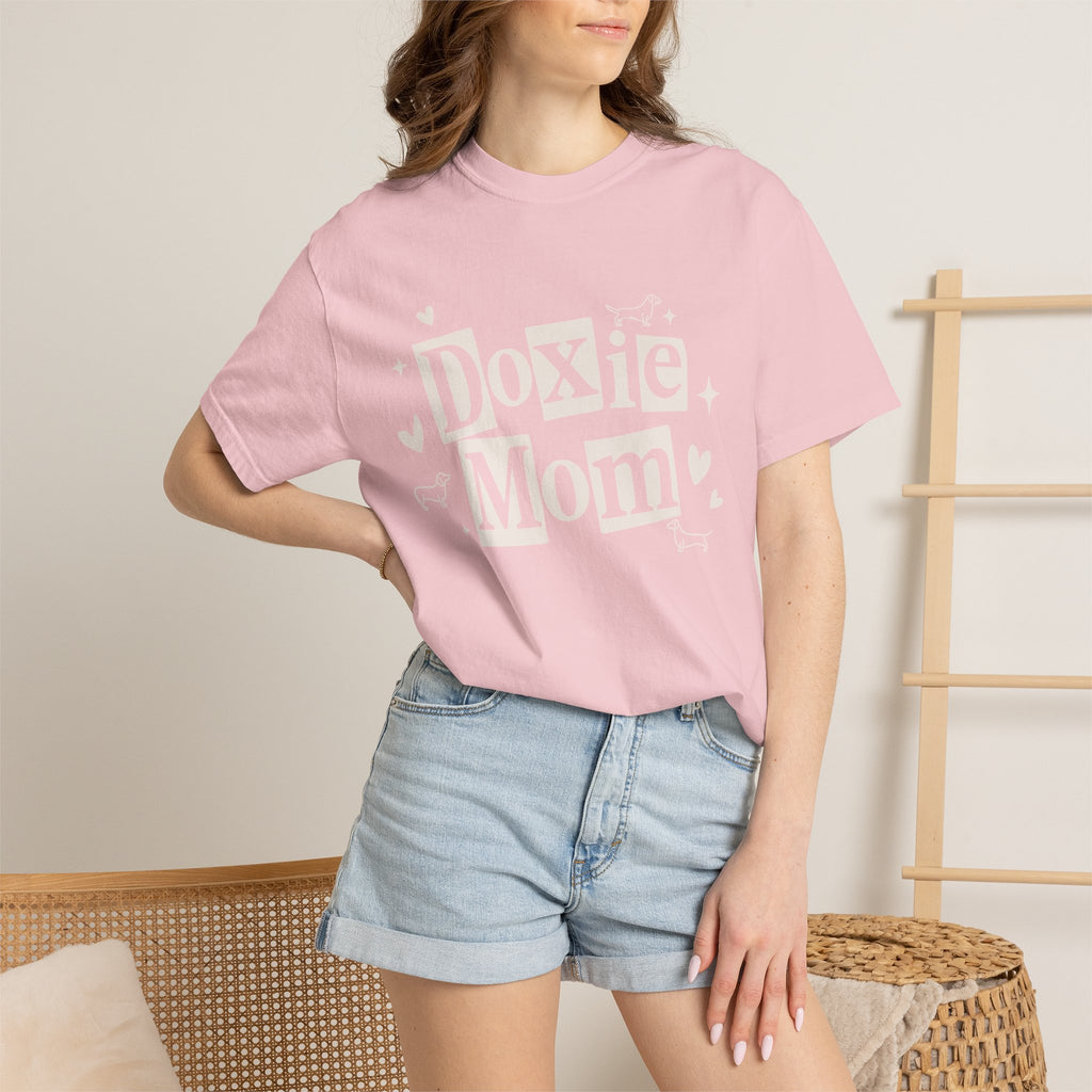 Doxie Mom T-Shirt — Cute Dachshund Dog Mom Tee