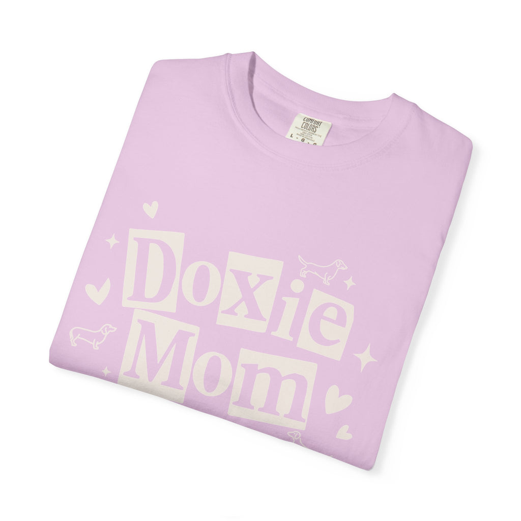 Doxie Mom T-Shirt — Cute Dachshund Dog Mom Tee