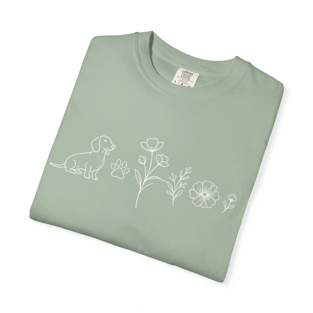 Floral Dachschund Line Art T-Shirt — Minimal Dog & Wildflower Tee