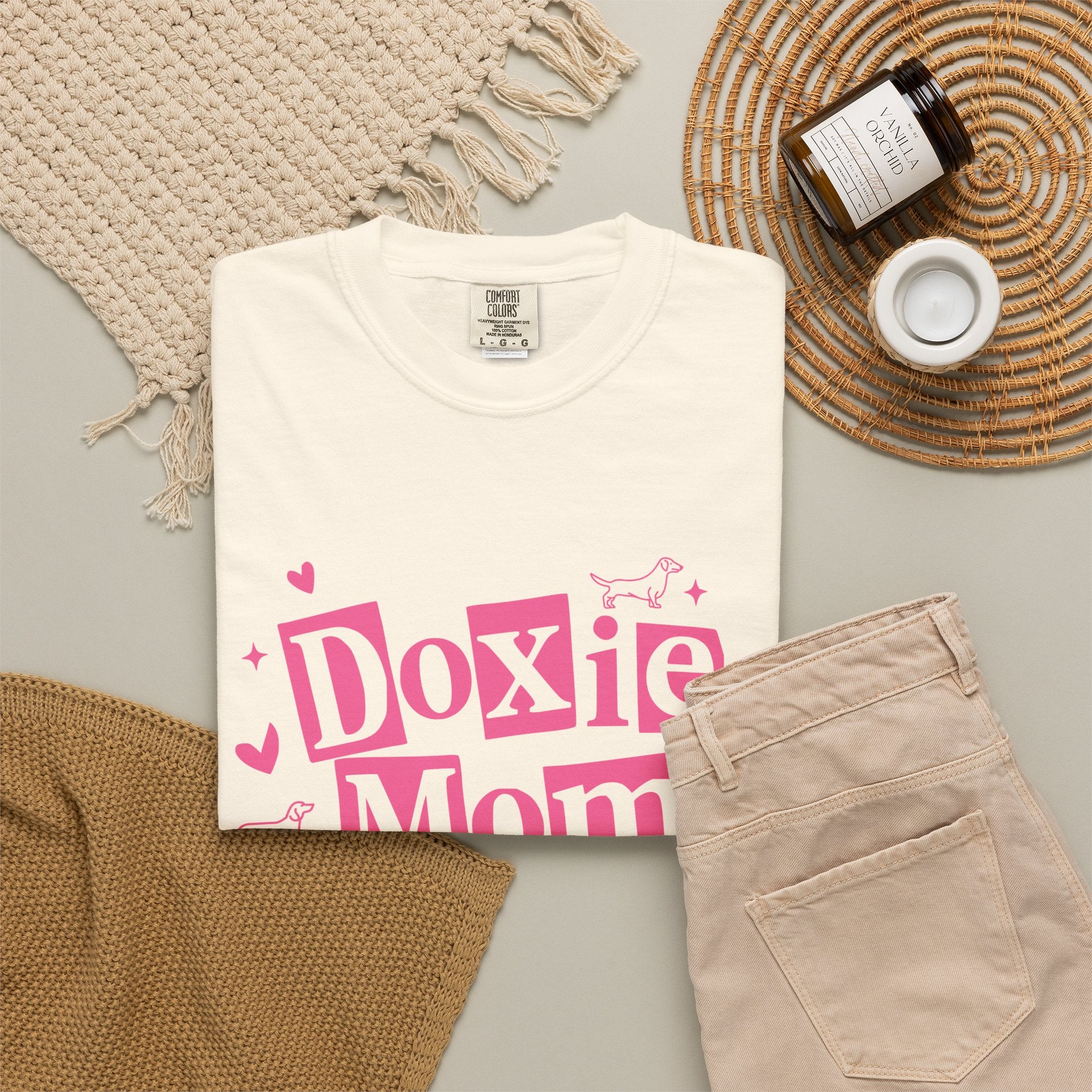 Doxie Mom T-Shirt — Cute Pink Dachshund Dog Mom Tee