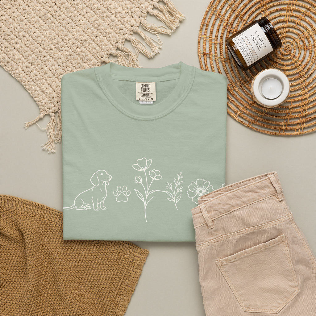 Floral Dachschund Line Art T-Shirt — Minimal Dog & Wildflower Tee