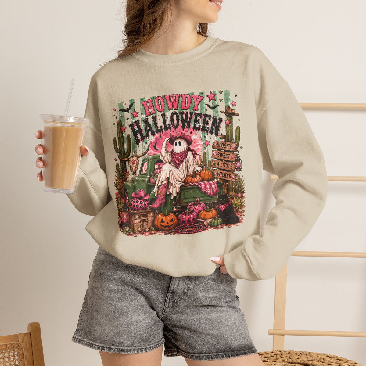 Howdy Halloween Crewneck Sweatshirt – Southwestern Ghost Pumpkin Fall Sweatshirt