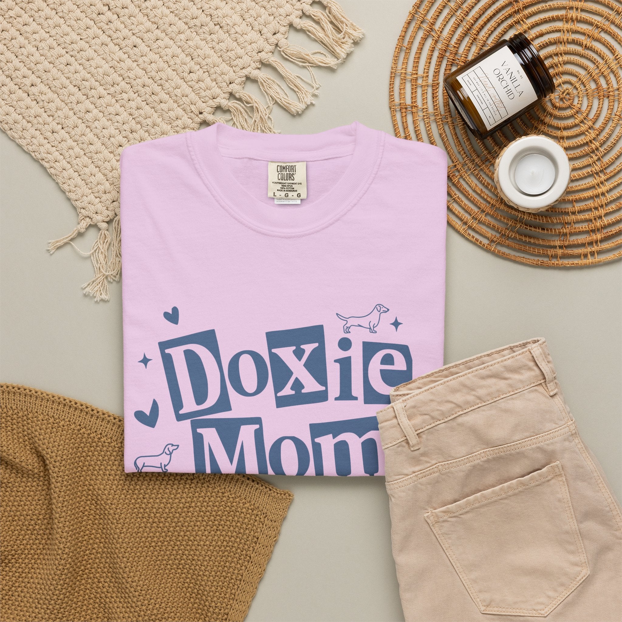 Doxie Mom T-Shirt — Cute Dachshund Dog Mom Tee