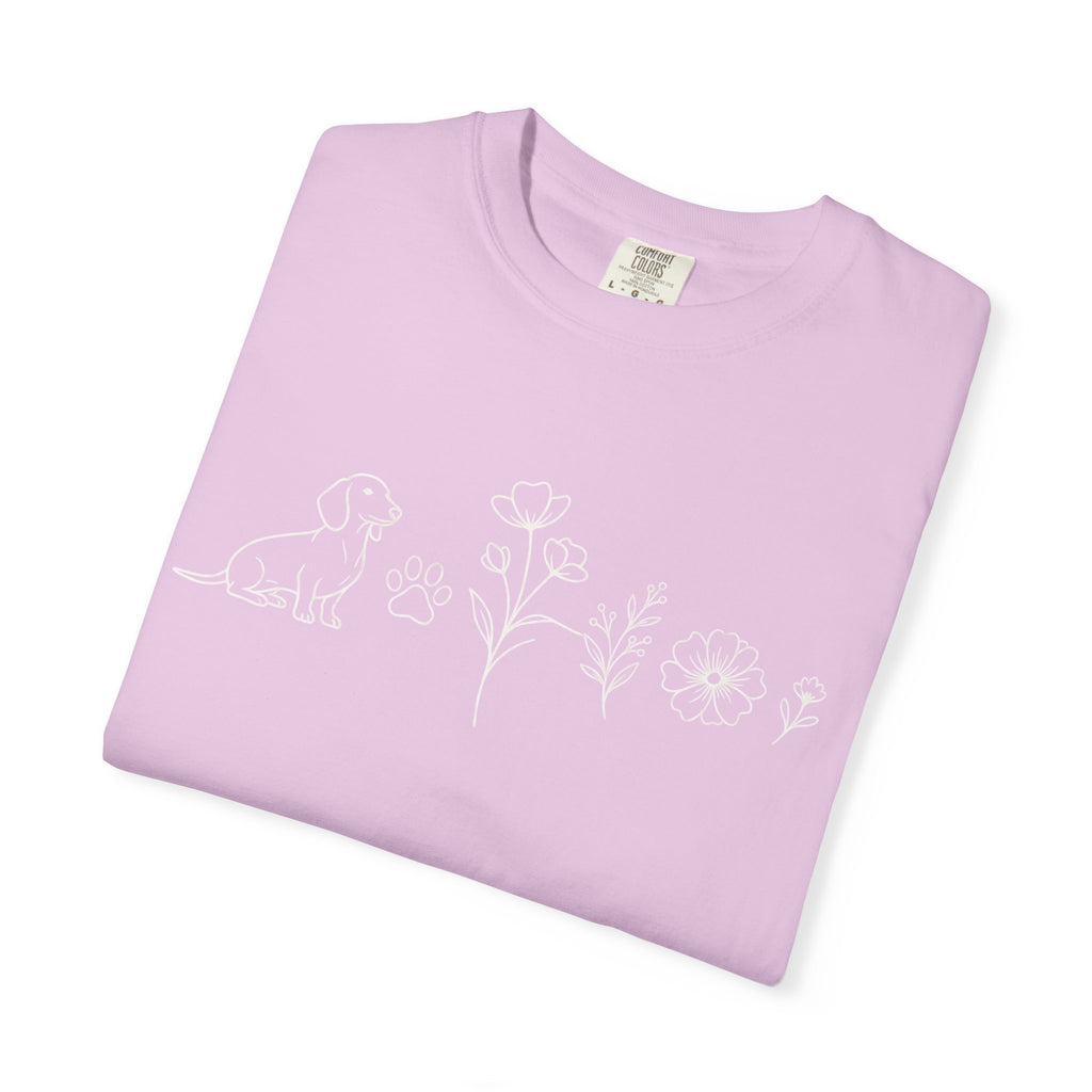 Floral Dachschund Line Art T-Shirt — Minimal Dog & Wildflower Tee