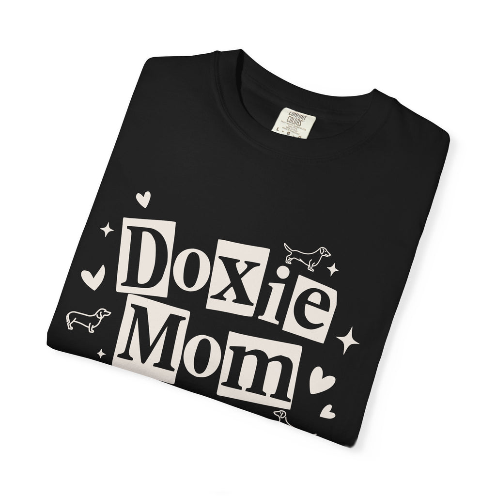 Doxie Mom T-Shirt — Cute Dachshund Dog Mom Tee