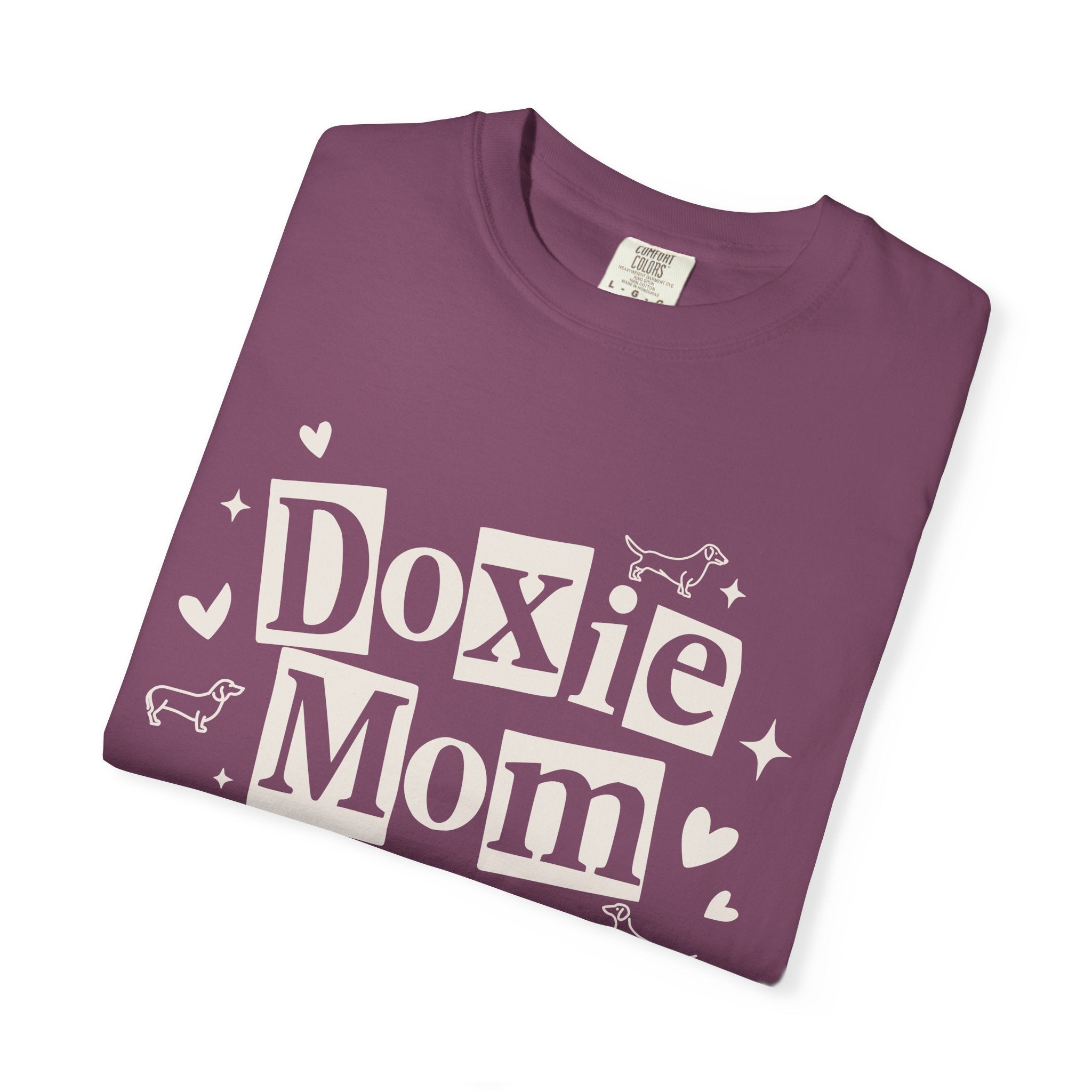 Doxie Mom T-Shirt — Cute Dachshund Dog Mom Tee