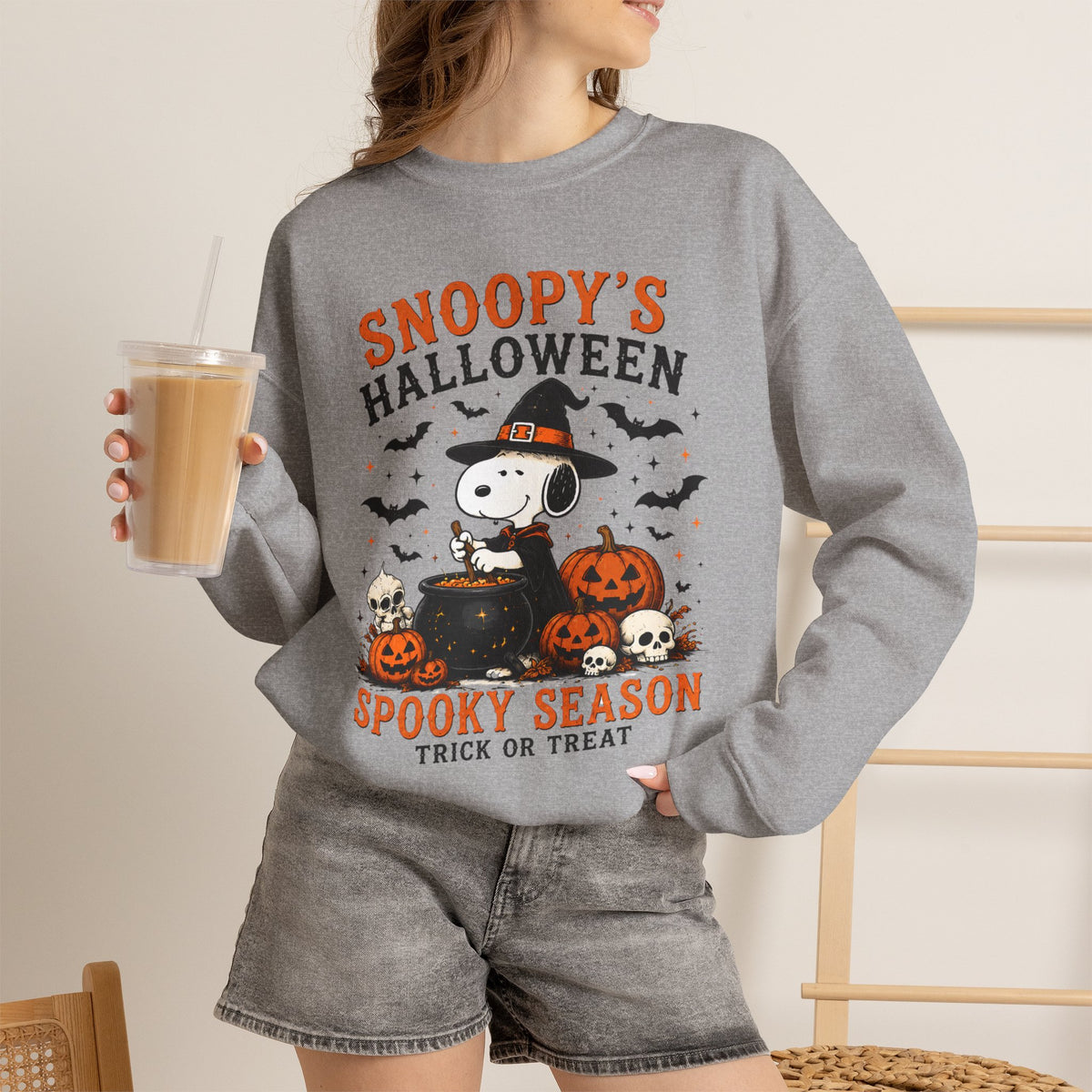 Snoopy Halloween Crewneck Sweatshirt – Spooky Season Trick-or-Treat Design