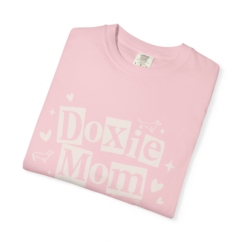 Doxie Mom T-Shirt — Cute Dachshund Dog Mom Tee