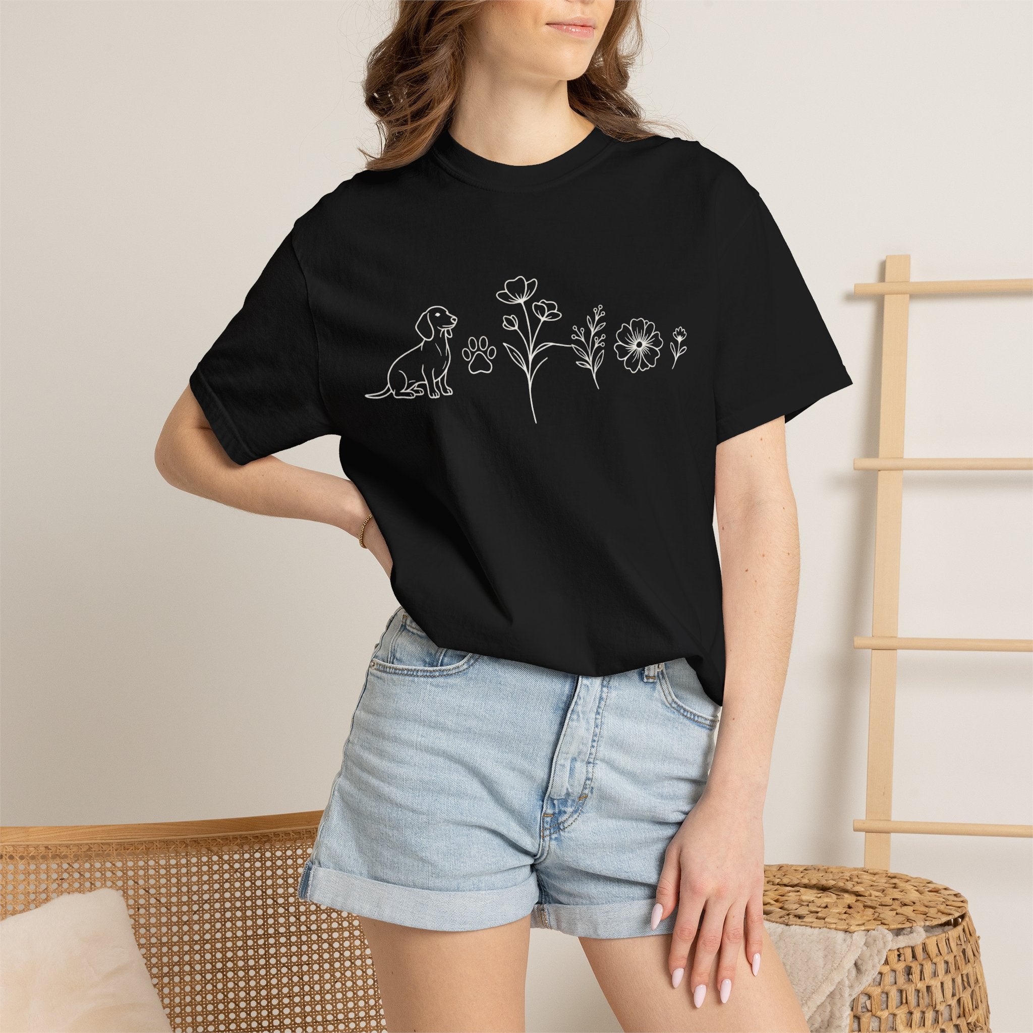 Floral Dachschund Line Art T-Shirt — Minimal Dog & Wildflower Tee