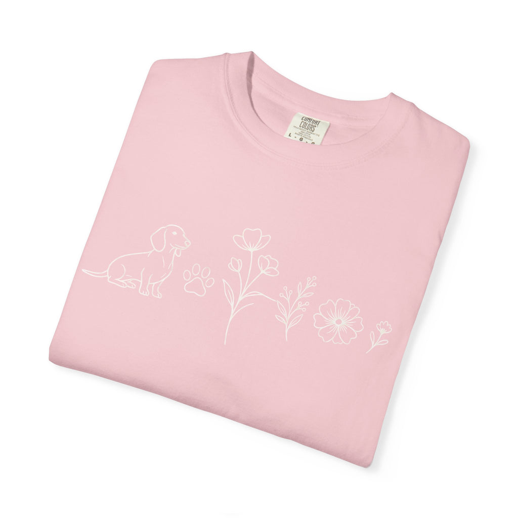Floral Dachschund Line Art T-Shirt — Minimal Dog & Wildflower Tee