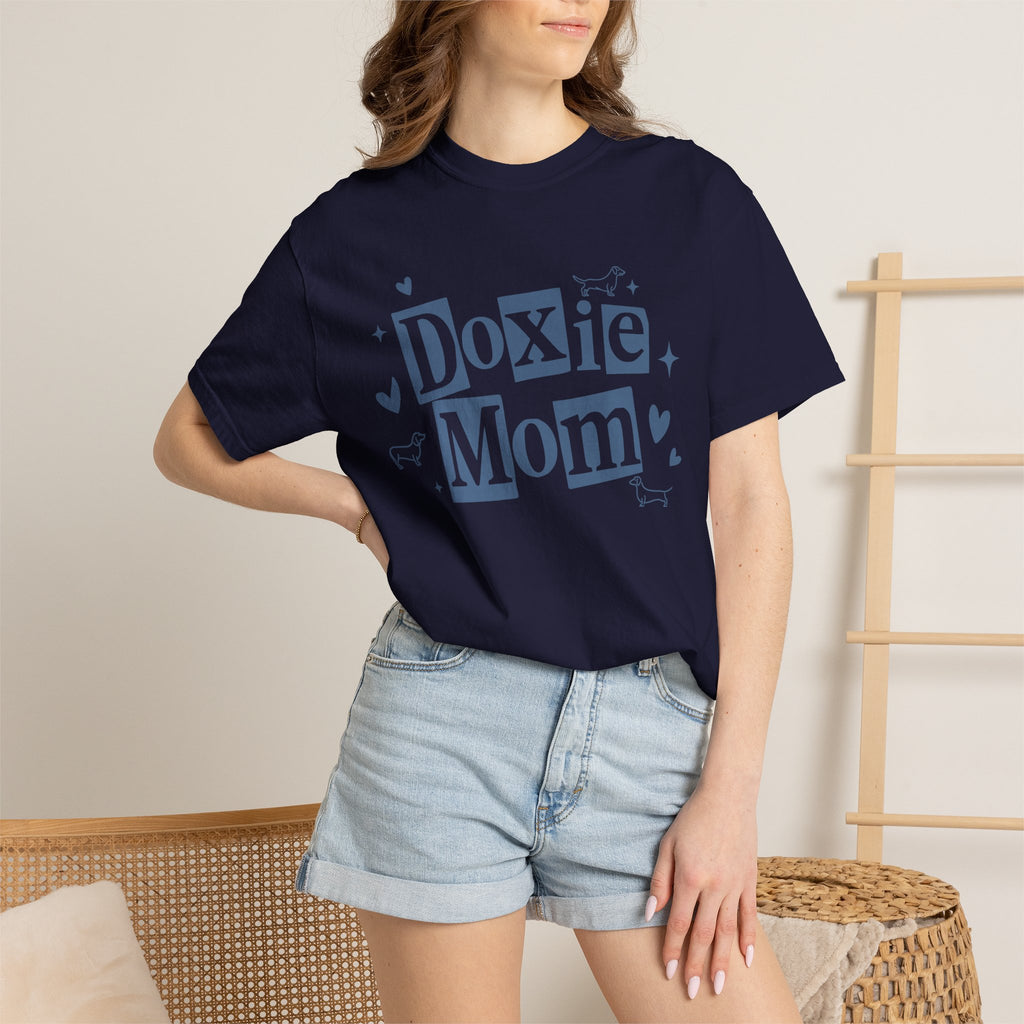 Doxie Mom T-Shirt — Cute Dachshund Dog Mom Tee