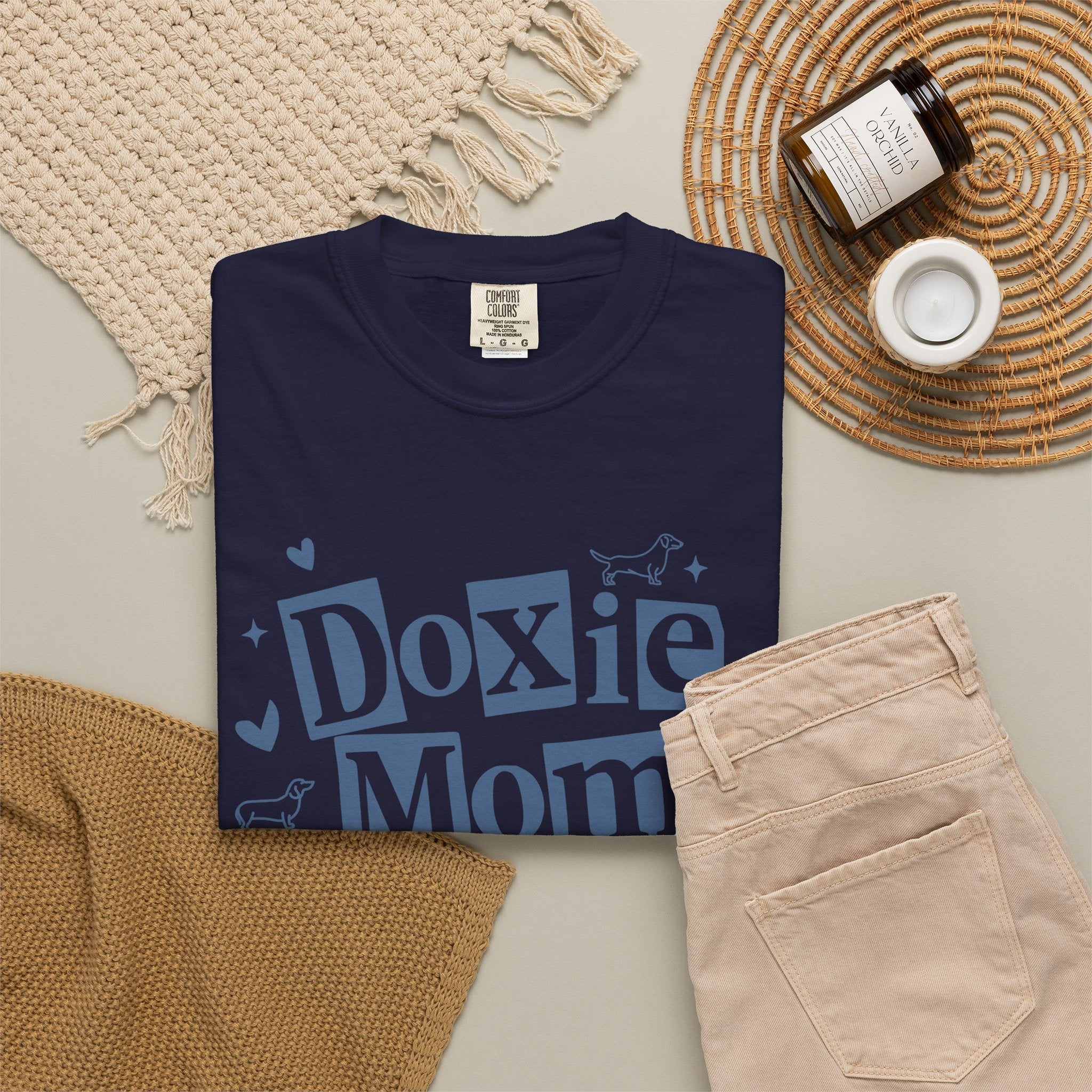 Doxie Mom T-Shirt — Cute Dachshund Dog Mom Tee